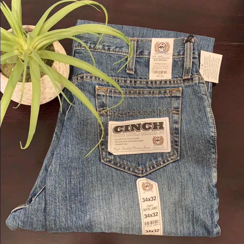 New Cinch Jeans. 34x32.